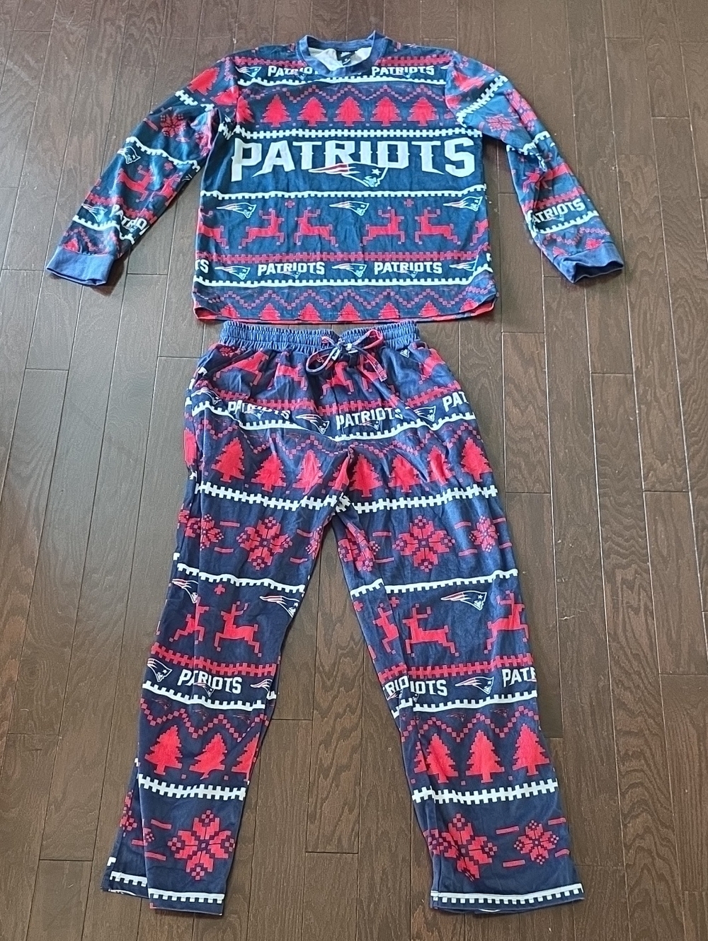 NFL Patriots Navy and Red Holiday Pajama Set